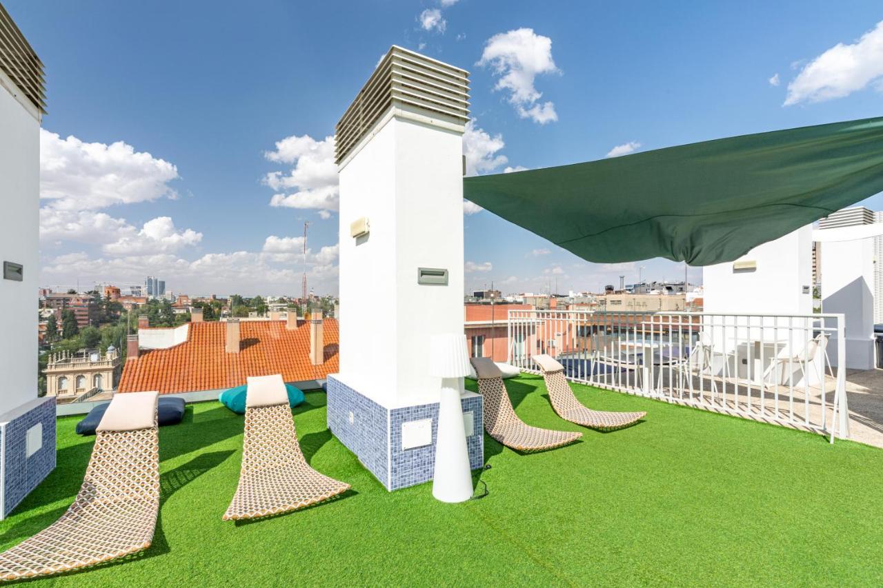 Residencia Universitaria Resa Claudio Coello Madrid Exterior photo